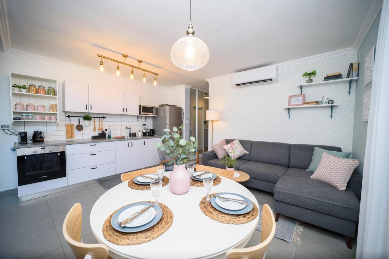 Yalarent Migdalor Boutique Apartments With Sea Views ทิเบเรียส ภายนอก รูปภาพ