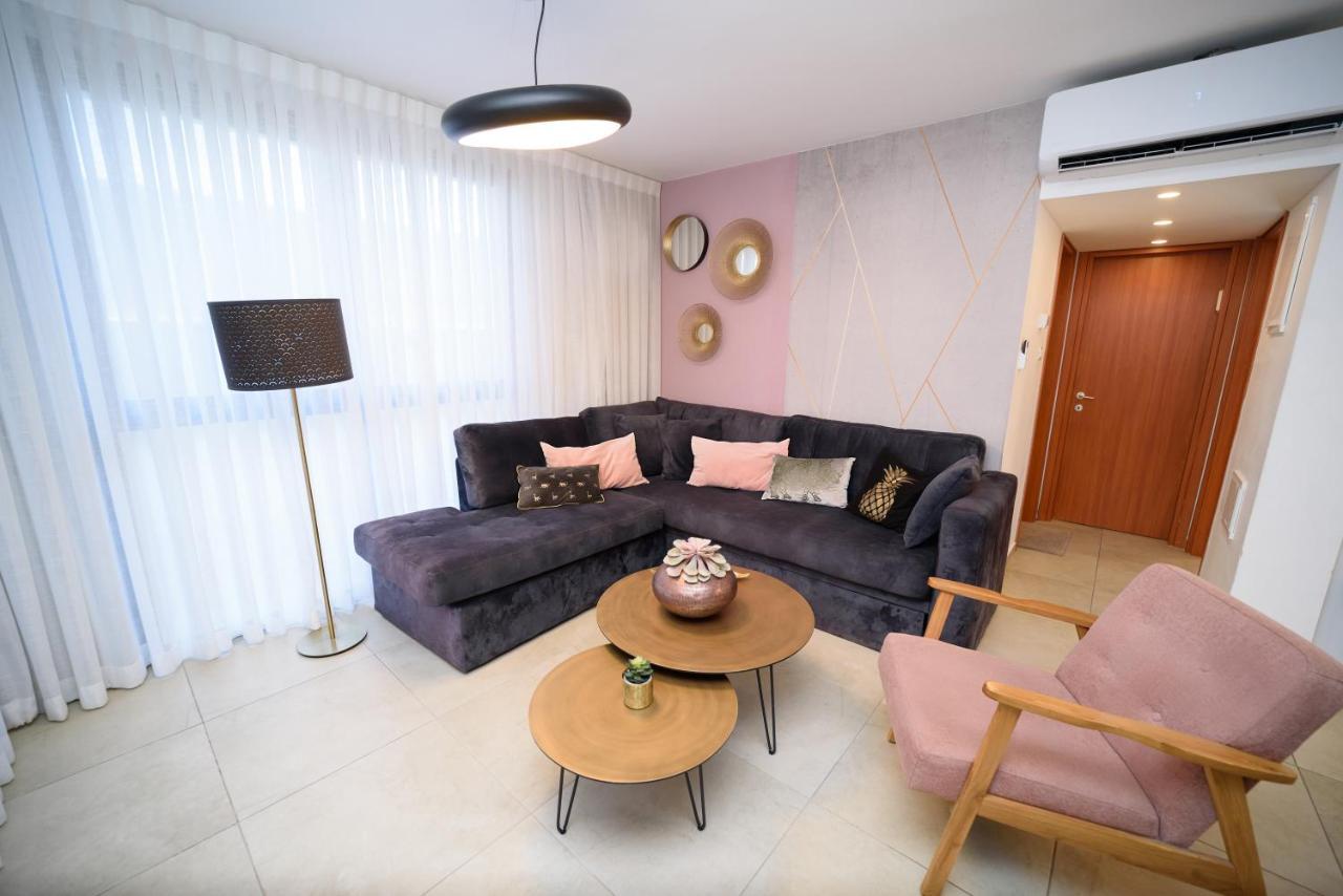 Yalarent Migdalor Boutique Apartments With Sea Views ทิเบเรียส ภายนอก รูปภาพ