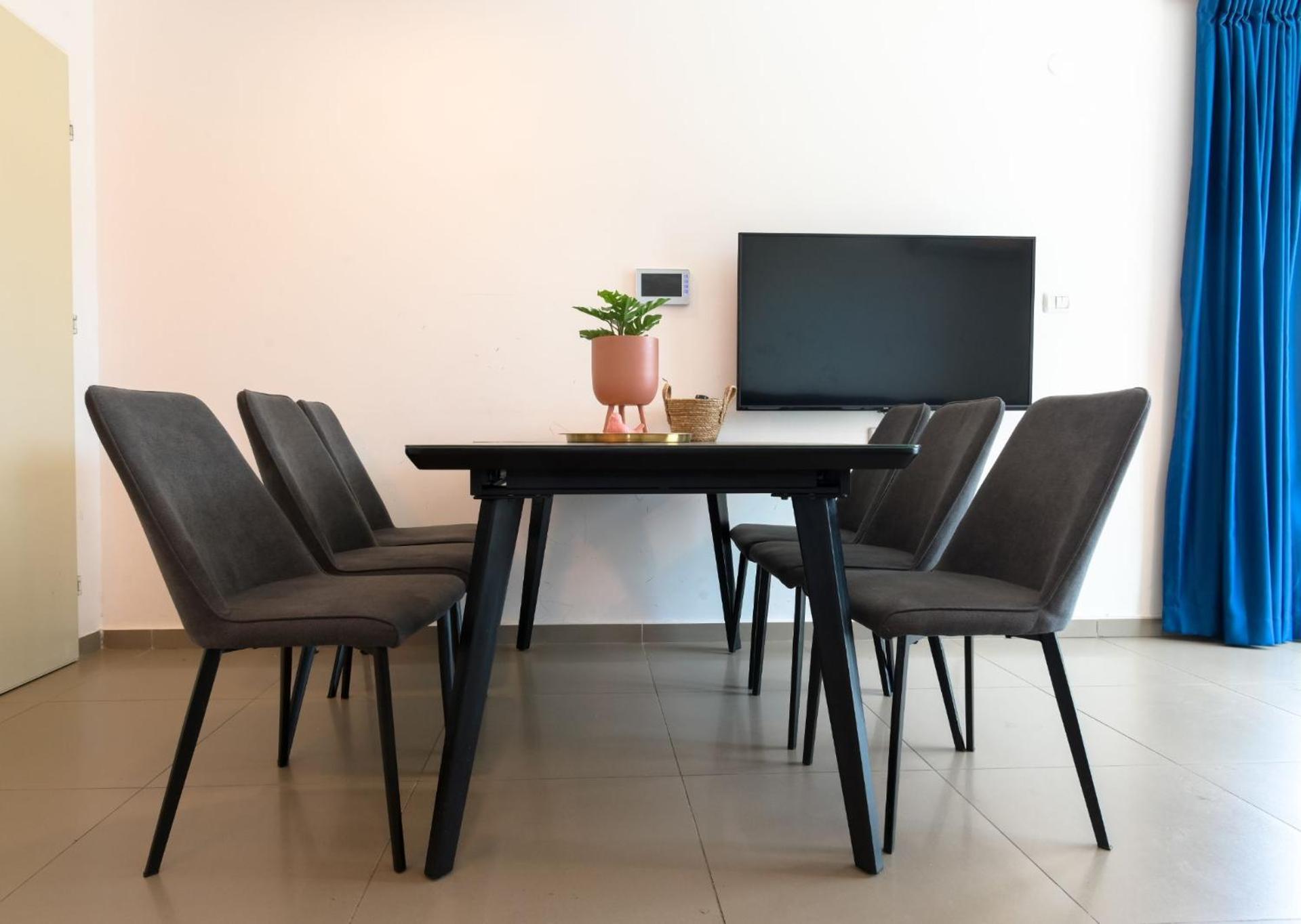 Yalarent Migdalor Boutique Apartments With Sea Views ทิเบเรียส ภายนอก รูปภาพ